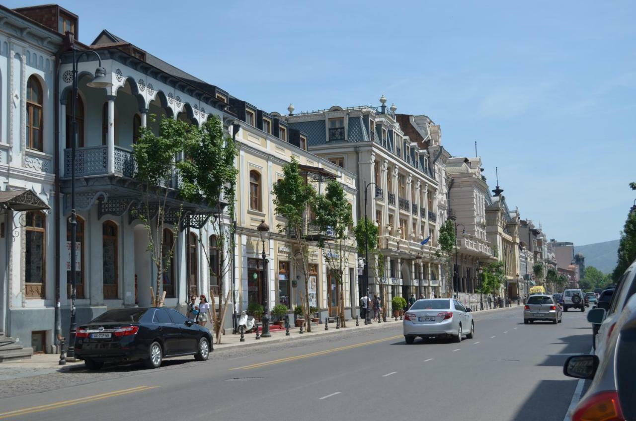 Sweet Home Agmashenebeli Tbilisi Esterno foto