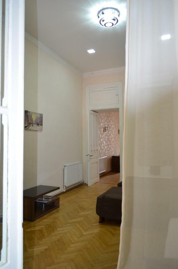 Sweet Home Agmashenebeli Tbilisi Esterno foto